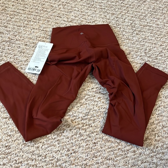 NWT lululemon wunder under HR 25” size 2 - Picture 3 of 3